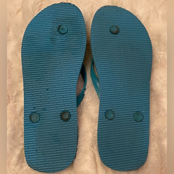 Free Gifts! Add any to your purchase! Dress, Flip Flops, swimsuit, more! - Picture 6 of 7